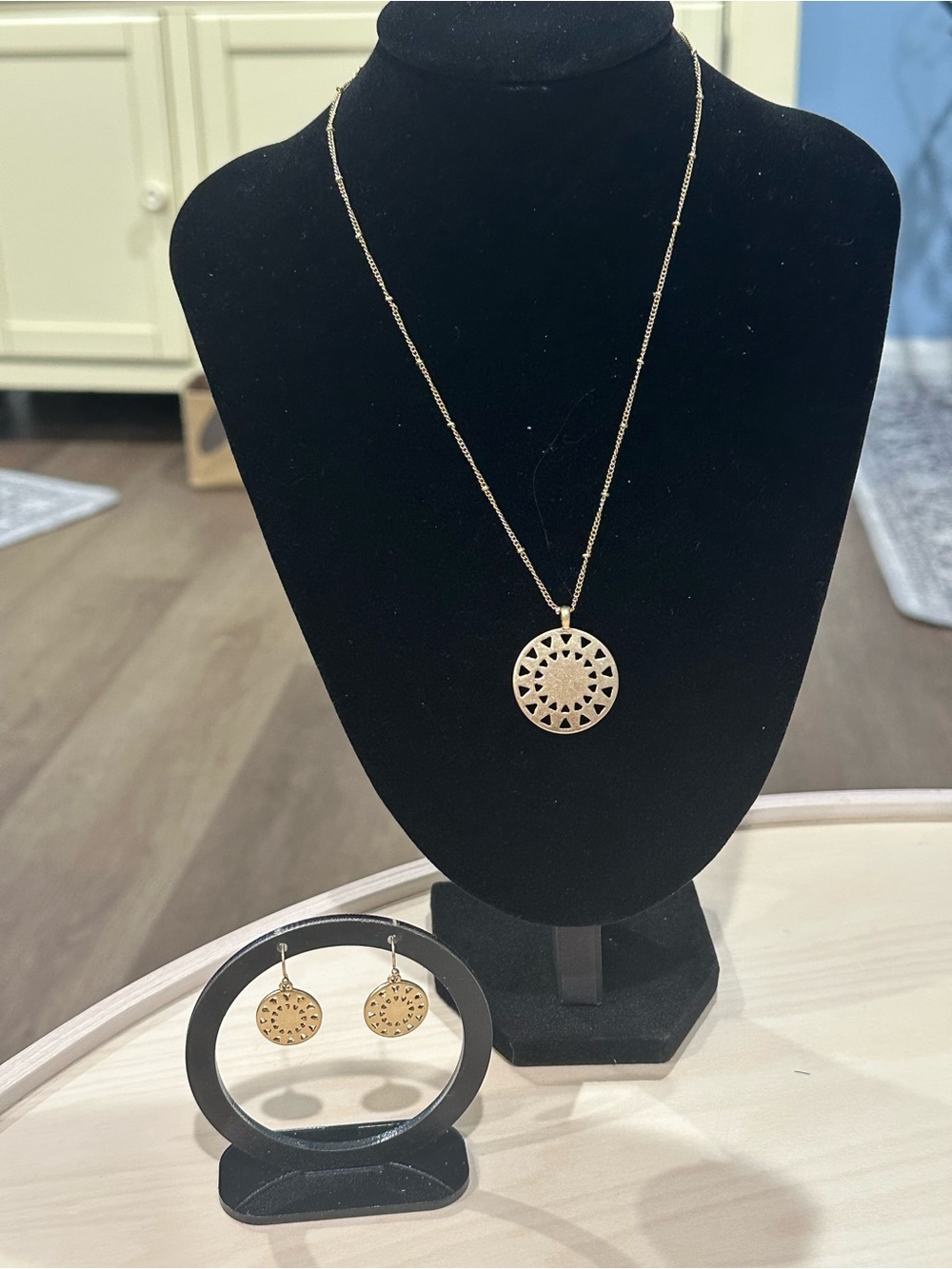 ANA Gold Sunburst Pendant Necklace and Earrings Set